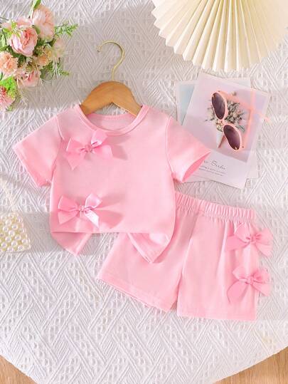 SHEIN 2pcs Baby/Toddler Girls Casual Fashion Round Neck Short Sleeve Bow Decor Crop Top & Elastic Waist Shorts Set Fathers Day Gifts Puppy Summer Beach Summer Clothes