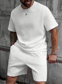 Manfinity Homme 大码男士纹理面料短袖T恤和短裤两件套休闲装