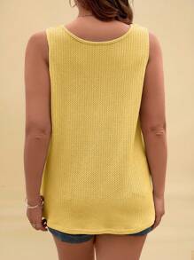 Travachic Plus Size Women Solid Color Single-Breasted Round Neck Casual Versatile Top - Yellow - View 2