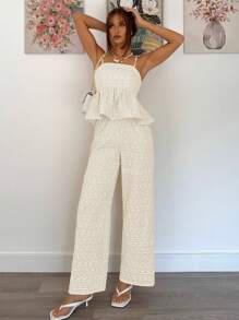 Siren Gaze 2件套女士纯色荷叶边下摆吊带背心和裤子套装 - 杏色 - 查看 2