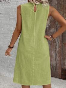 SHEIN VCAY Vestido sin mangas de unicolor minimalista para mujer talla grande - Verde Lima - Ver 2