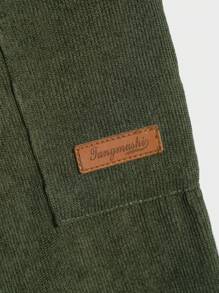 Conjunto de camisa y pantalones minimalista y versátil para niños preadolescentes, de tela suave, adecuado para el uso diario, la escuela, los viajes y los deportes al aire libre en primavera/verano, con un diseño cómodo y de estilo universitario casual