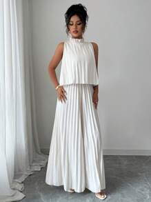 Elenzga Women's Sleeveless Crew Neck Pleated Elegant Romantic Jumpsuit For Vacations - Apricot - View 4