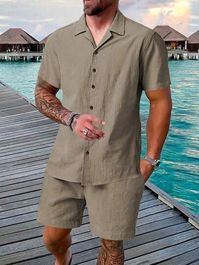Manfinity RSRT 2 件套男士纯色短袖衬衫和短裤套装，夏季男士度假装，两件套夏装，舒适装