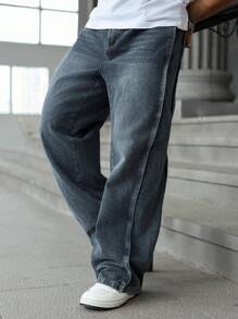 Manfinity Hypemode Men's Plus Size Denim Jeans Casual Modern Fit Grey Wash Long Leg Zipper Fly Loose Wide Leg Denim Pants For Everyday Wear