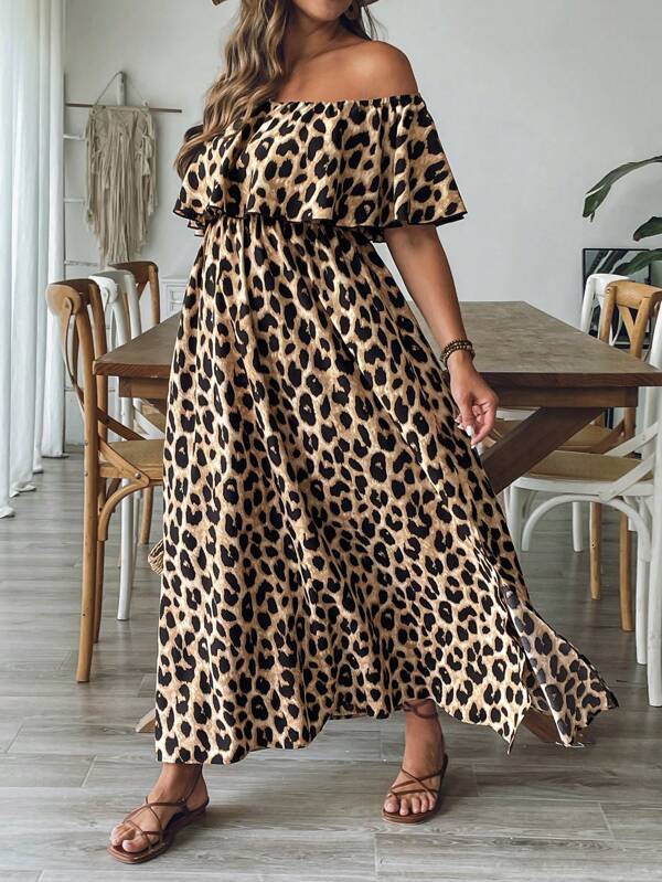 SHEIN VCAY Rochie maxi de damă plus size, cu imprimeu leopard, umeri goi, talie cu volane, linie A, cu crăpătură laterală, stil tropical romantic, casual, stil western