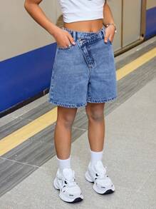 SHEIN Tween Girl 春夏 Y2K 街头服饰石洗不对称腰部宽松牛仔裤长短裤、女孩夏季波西米亚海滩度假、Tween Girl 夏季狂欢音乐会 - 中等水洗藍 - 查看 3