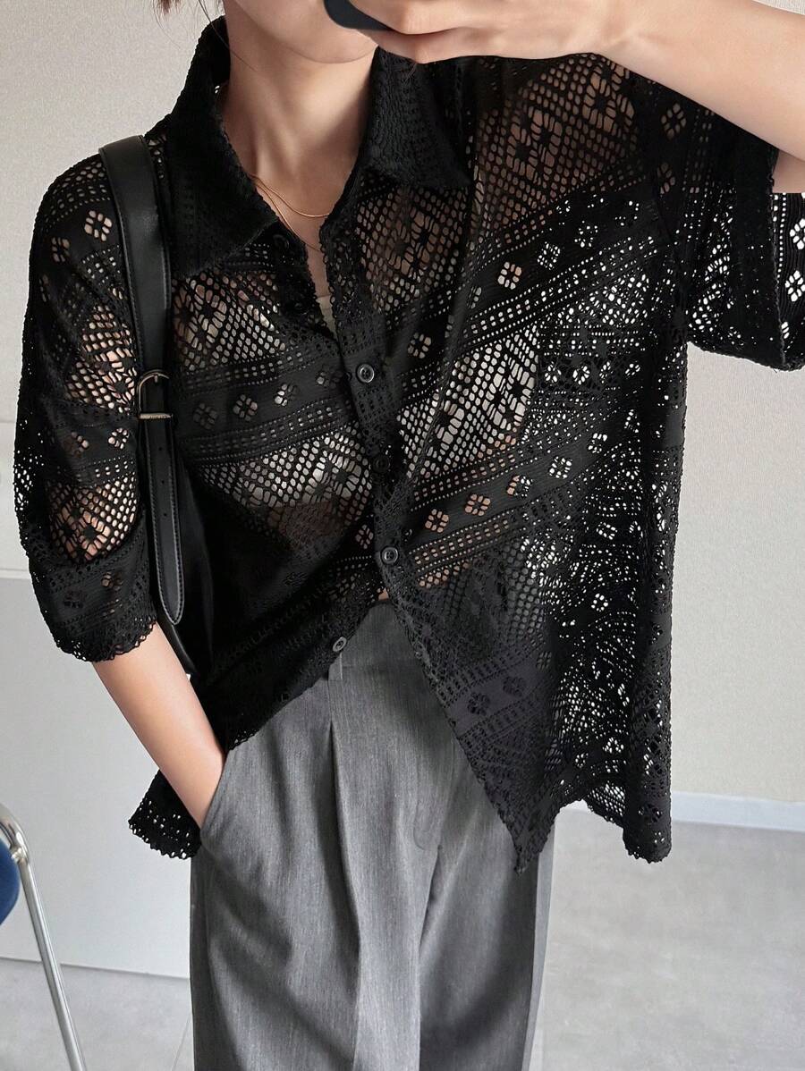 FRIFUL Blusa suelta con hombros caídos y encaje transparente de verano para mujer - Negro - Ver 1