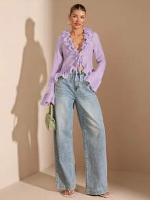 SHEIN BAE Damen Elegante Leichte Bluse mit tiefem V-Ausschnitt, Rüschensaum und Langarm für den frühen Frühling, geeignet für romantische Dates, Treffen mit Freundinnen, Frühlingsausflüge und Partyevents