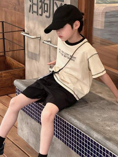 DAZY 2 件套青少年男童圆领字母印花短袖 T 恤和宽松休闲短裤，2 件套，返校服