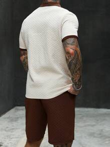Manfinity CasualCool Conjunto de camiseta polo casual de hombre con rayas marrones y textura