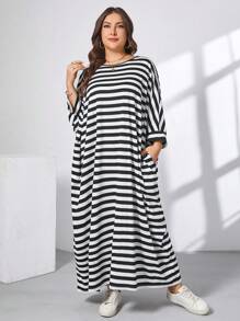 SHEIN Essnce 大码女式超宽松连衣裙、长裙、休闲条纹女式连衣裙、2 口袋裙、女士夏季服装大码 T 恤、夏季服装女士节日服装女士外出服装 - 黑與白 - 查看 4