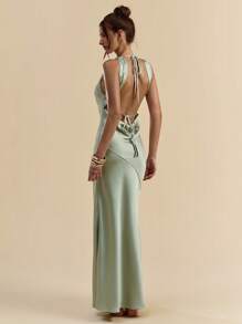SHEIN BAE 春夏纯色鼠尾草绿色开心果露背细肩带长裙配腰带，优雅长裙，度假裙，伴娘裙，生日派对裙，返校毕业裙，绿色连衣裙