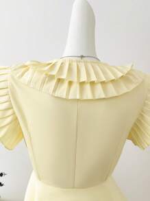 SHEIN Clasi Solid Color Cross-Wrapped Cap Sleeve Ruffle Patchwork Elegant Blouse For Women - Yellow - View 4