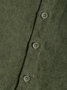 Conjunto de camisa y pantalones minimalista y versátil para niños preadolescentes, de tela suave, adecuado para el uso diario, la escuela, los viajes y los deportes al aire libre en primavera/verano, con un diseño cómodo y de estilo universitario casual