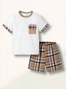 SHEIN 2 stuks/set peuterjongens casual campus geruit patchwork korte mouwen T-shirt met bijpassende geruite shorts, losse pasvorm, geschikt voor dagelijks gebruik in de zomer