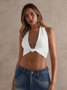 Glamine Áo hở lưng cổ chữ V nhún bèo màu trắng gợi cảm, Áo hẹn hò, Áo mùa hè, Áo đi biển cho nữ, Áo crop top trắng cho nữ, Áo xoắn phía trước, Áo cổ chữ V sâu - trắng - Xem 5