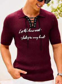 Manfinity Homme Camiseta de punto de manga corta casual para hombres con cordones y estampado de letras - Burdeos - Ver 3