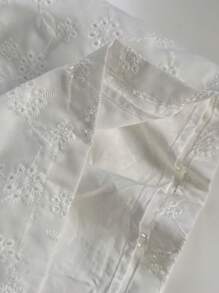 Comfortcana Plus Size Women White Embroidered Shorts, Fashionable For Summer - White - View 5