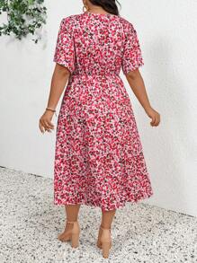 SHEIN Frenchy Große Größen Sommerkleid mit Ditsy-Blumendruck, V-Ausschnitt und geknoteten Ärmeln - Verschiedenfarbig - Übersicht 2