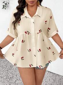 SHEIN Frenchy Blouse décontractée à manches courtes, à design ouvert à l'avant, en tissu texturé, confortable. Convient pour le printemps/été. Hauts printaniers pour femmes, hauts d'été pour femmes, robes élégantes pour femmes.