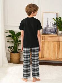 SHEIN Bộ đồ ngủ tay ngắn cổ tròn Dozemod Kids Tween Boys và quần dài, phong cách tối giản và thời trang, phù hợp cho mùa hè - màu đen - Xem 2