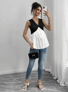 Momance Pregnant Woman's Casual Contrast Color V-Neck Sleeveless Summer Blouse