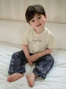 Hapijoa 男嬰卡通印花圓領休閒短袖T恤與卡通長褲睡衣套裝 幼兒 - 米色 - 查看 1