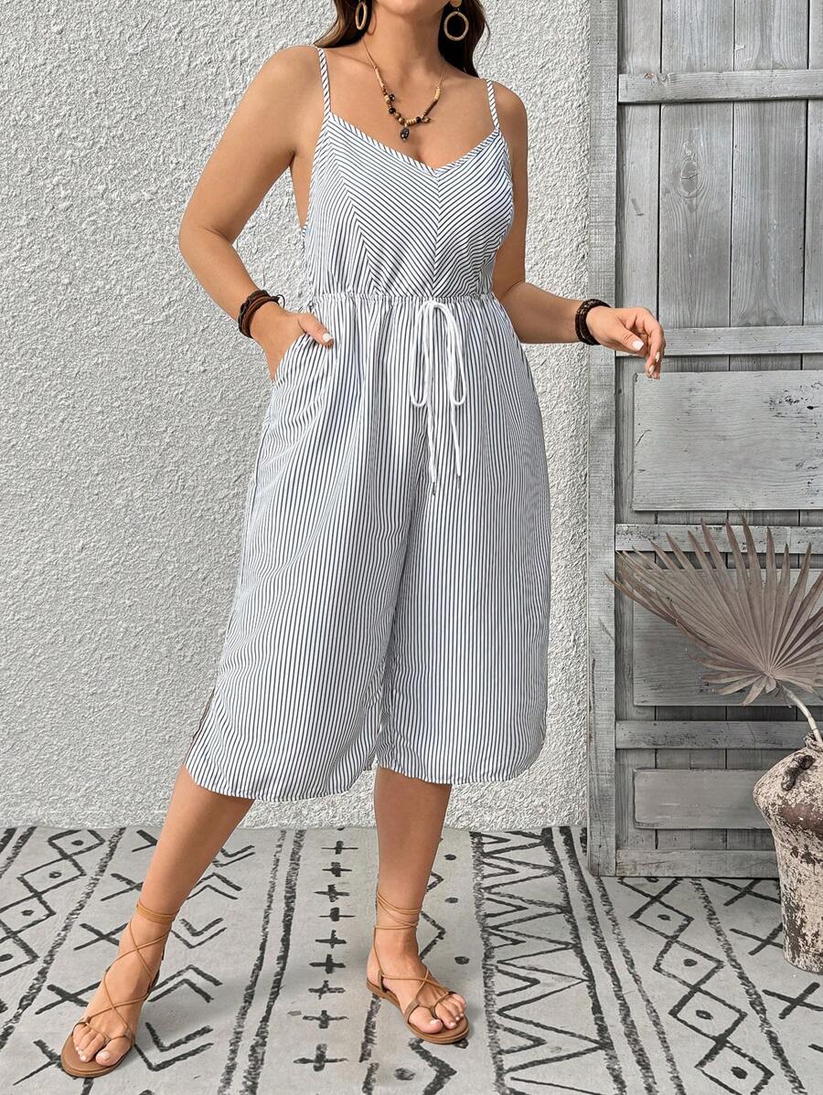 SHEIN LUNE Bộ đồ liền thân ống rộng dệt sọc cạp chun co giãn có túi xẻ tà bên hông cho nữ, cỡ lớn, mùa hè - Đen và trắng - Xem 1