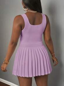 Slaydiva 新款春夏休闲简约基本款U领工装背心搭配黑标白字百褶裙含短裤和裤裙白色针织面料女式迷你连衣裙-A - 紫色 - 查看 2