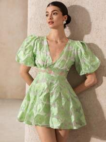 Aveloria 意大利风格女式花卉提花深V领泡泡袖荷叶边下摆迷你连衣裙