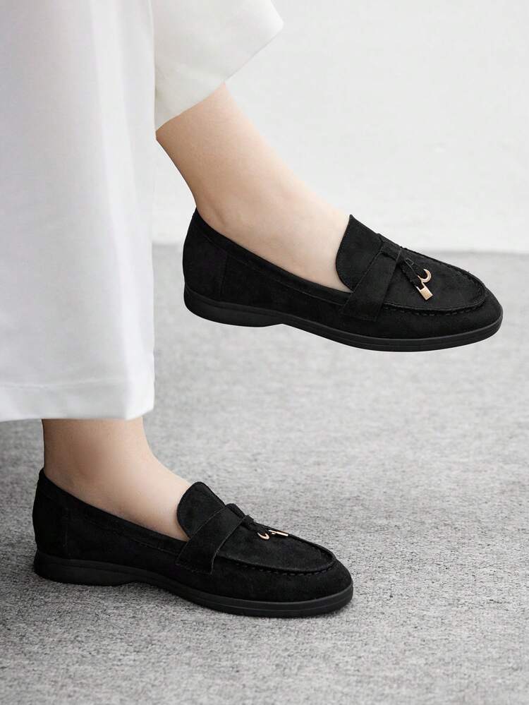 CUCCOO BIZCHIC Women's Fashion Black Comfortable Flat Loafer Shoes For Christmas Spring Shoes
