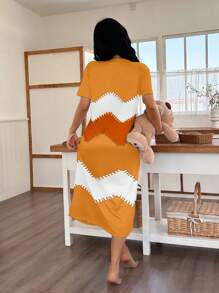 SHEIN Camisón casual de mujer con estampado de olas digitales de manga corta, Moo Moo