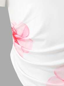 maglietta con spalle scoperte e maniche corte con stampa floreale asimmetrica, per ragazza teenager e mamma, comoda e casual, adatta per uscite quotidiane, dolce e carina