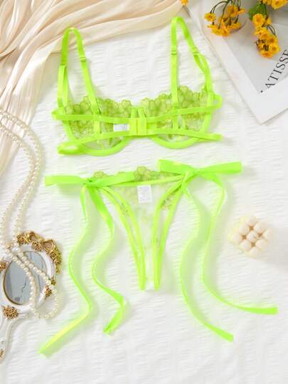 Neon Lime Geborduurde Bow Ladies Verleidelijke Lingerie Set view 2