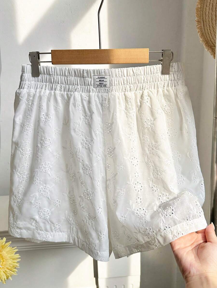 Comfortcana Plus Size Women White Embroidered Shorts, Fashionable For Summer - White - View 1