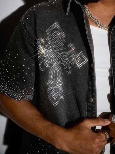 Street Life Men's Rhinestone Embellished Cross Denim Shirt, Fashionable For Summer