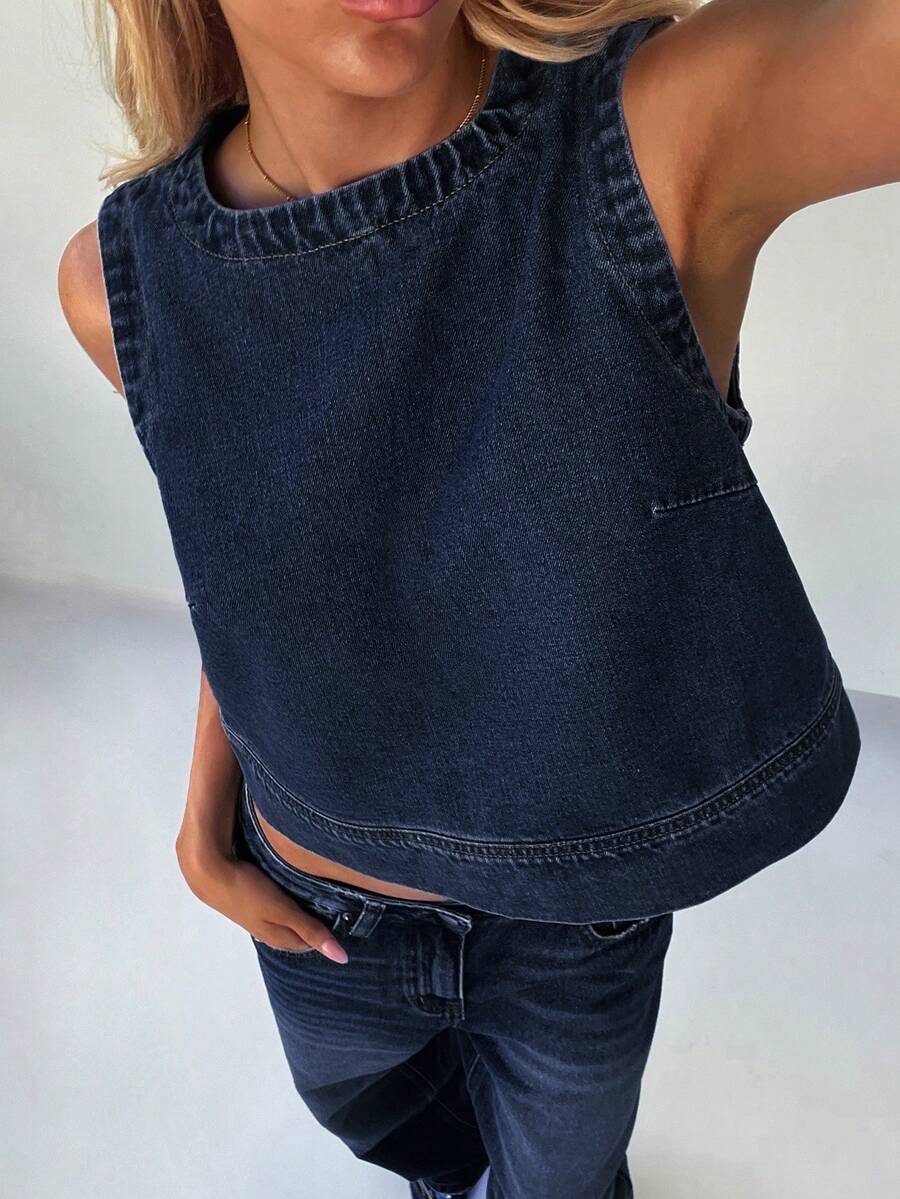 Forever 21 Women Solid Color Crew Neck Sleeveless Denim Top - Medium Wash - View 1