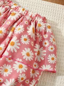 Blossori Set 2 Potong untuk Bayi Perempuan: Kaos Lengan Ruffle Putih dan Celana Pendek Motif Bunga Daisy Merah Muda, Untuk Liburan/Rekreasi - MultiWarna - View 5