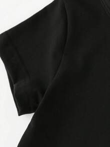 SHEIN 青少年男孩休闲创意撕破足球图案基本款短袖T恤 - 黑色 - 查看 5