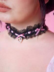 ROMWE Anime 1pc Cute Lace Ruffled Collar Necklace, Lolita Bow Heart Necklace, Contrast Color Unique Design Adjustable Neck Accessory