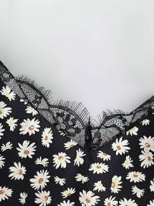EMERY ROSE Plus Size V-Neck Lace Patchwork Black Daisy Floral Print Summer Elegant Slip Camisole For Vacation, Dates, Parties Floral Tank Daisy Top Suitable For Going Out - Black - View 8