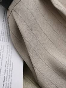 SHEIN Tall Lässige gestreifte, weite, luftige Cargohose, vielseitige, bequeme Bermuda-Shorts für Damen, Frühling/Sommer