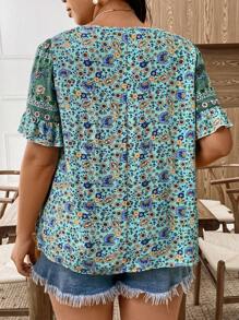 EMERY ROSE Plus Size Women Ditsy Floral Short Sleeve Casual Vacation Shirt - Multicolor - View 2