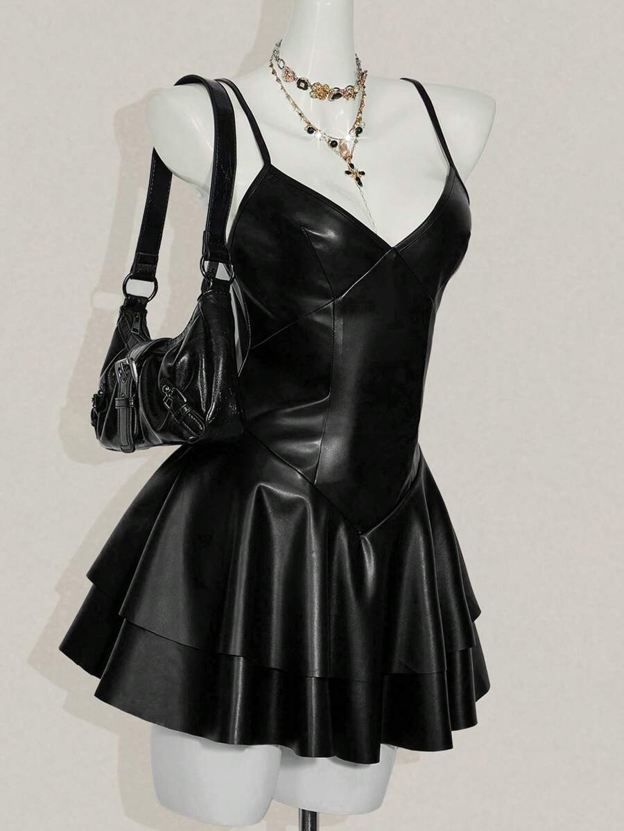 SHEIN ICON Y2K 风格女式酒红色 PU 皮革吊带 V 领迷你连衣裙 - 黑色 - 查看 1