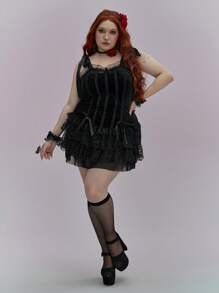 ROMWE Váy xếp nếp thêu ren nhung Gothic cổ điển cỡ lớn cho nữ - màu đen - Xem 9