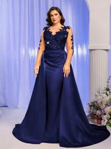 SHEIN Belle 大码优雅撞色裸色网纱花卉贴花长袖V领亮片缎面高腰鱼尾长裙，适合正式晚宴、鸡尾酒会、约会、度假、舞会、婚礼、返校、情人节等场合。 - 藏蓝色 - 查看 6