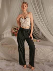 DelicateAllure 女士蕾丝爱心荷叶边吊带长裤睡衣套装 ChicAutumn Babydoll 舒适优雅细节 - 黑與白 - 查看 5