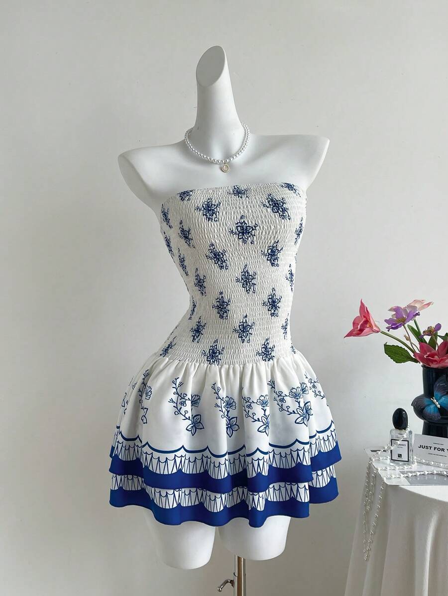 Sweetra Damen Enges Bandeau Kleid mit Blume Muster, elegant für den Urlaub