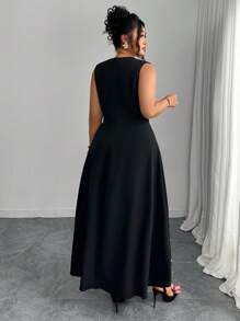 Modelyn Plus Size Black Round Neck Patchwork With Pink Insert Pleated A-Line Dress - Multicolor - View 2